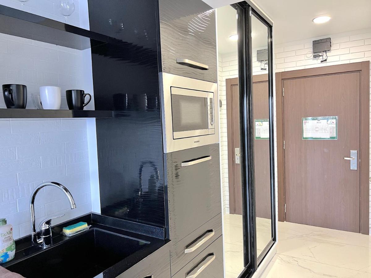 Orbi Beach Tower Aparts Батумі Екстер'єр фото