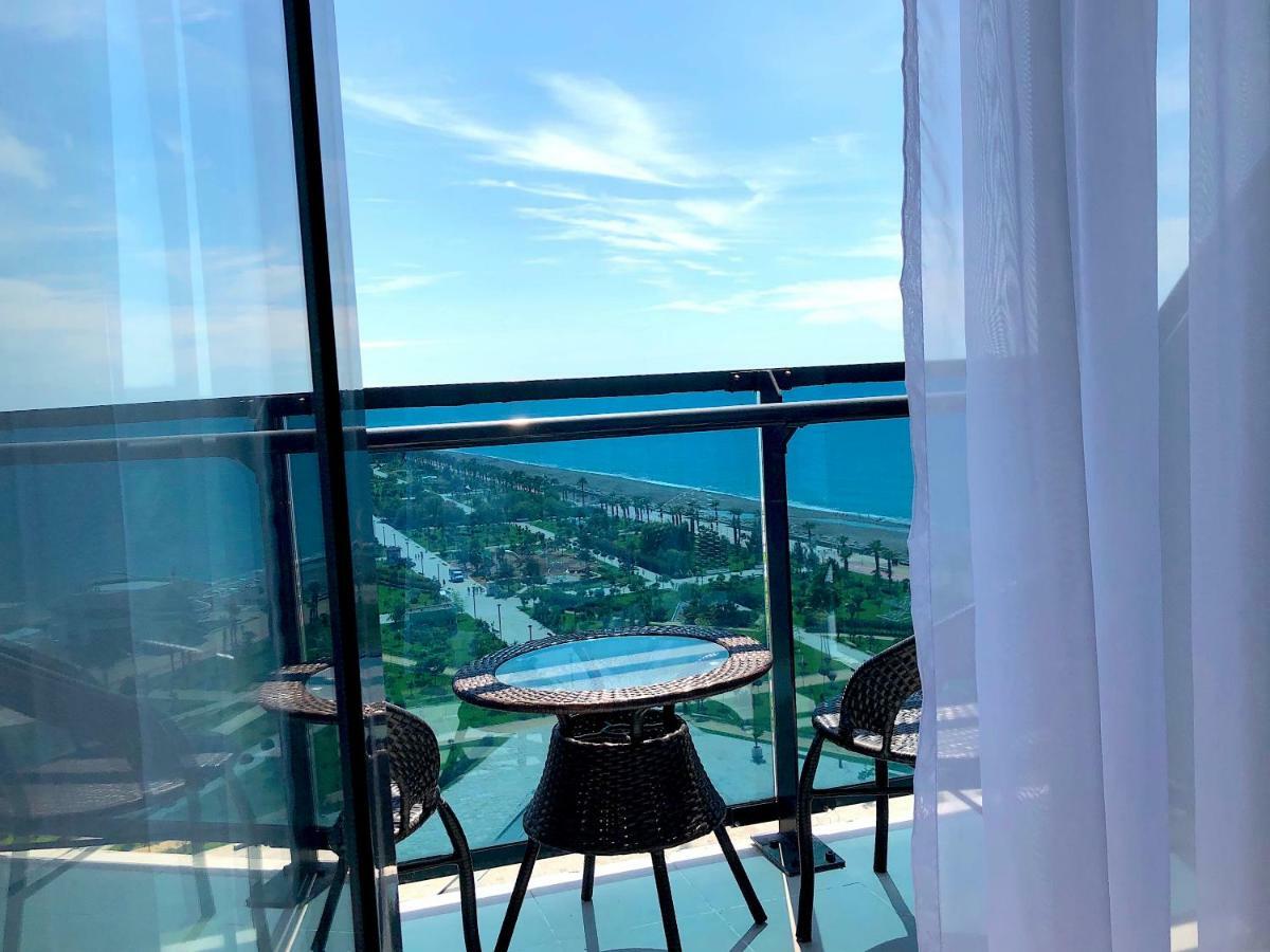Orbi Beach Tower Aparts Батумі Екстер'єр фото